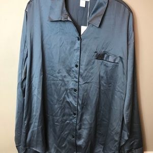 Victoria's Secret Intimates & Sleepwear - NWOT Victoria Secret Gray Silky Sleep Top sz XL Victoria's Secret Intimates & Sleepwear - NWOT Victoria Secret Gray Silky Sleep Top sz XL
